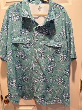 Izod Mint Green Floral Camp Shirt